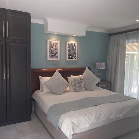 Fairways Hotel Ballito Exterior photo