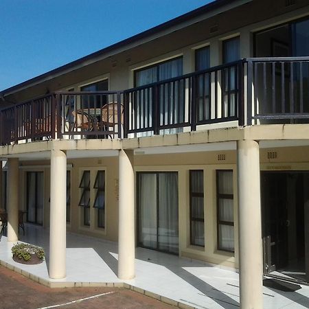 Fairways Hotel Ballito Exterior photo