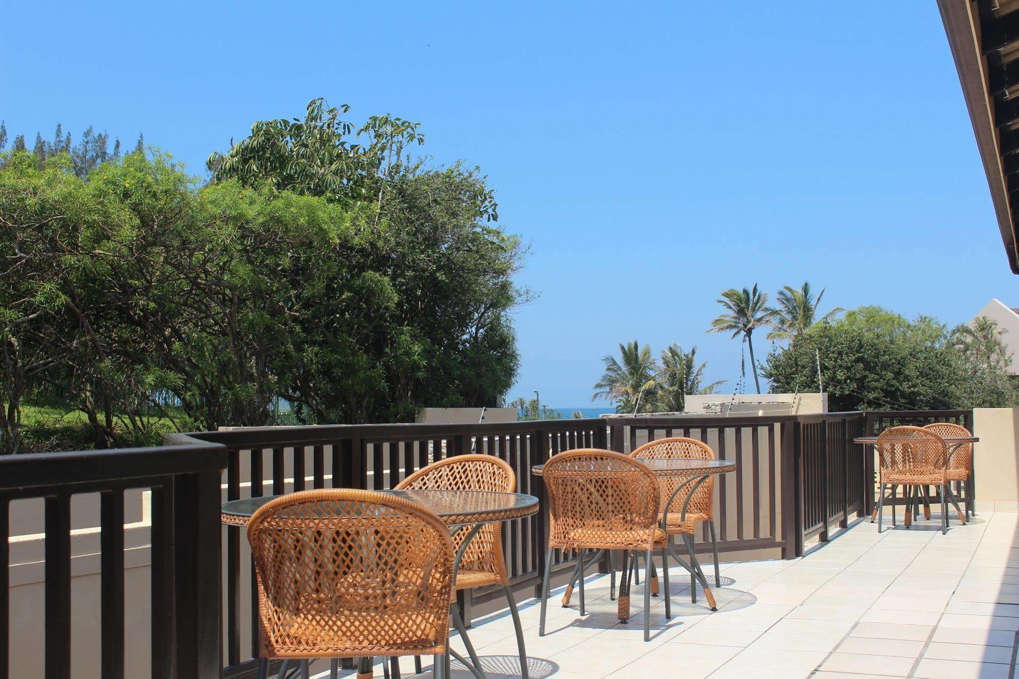 Fairways Hotel Ballito Exterior photo